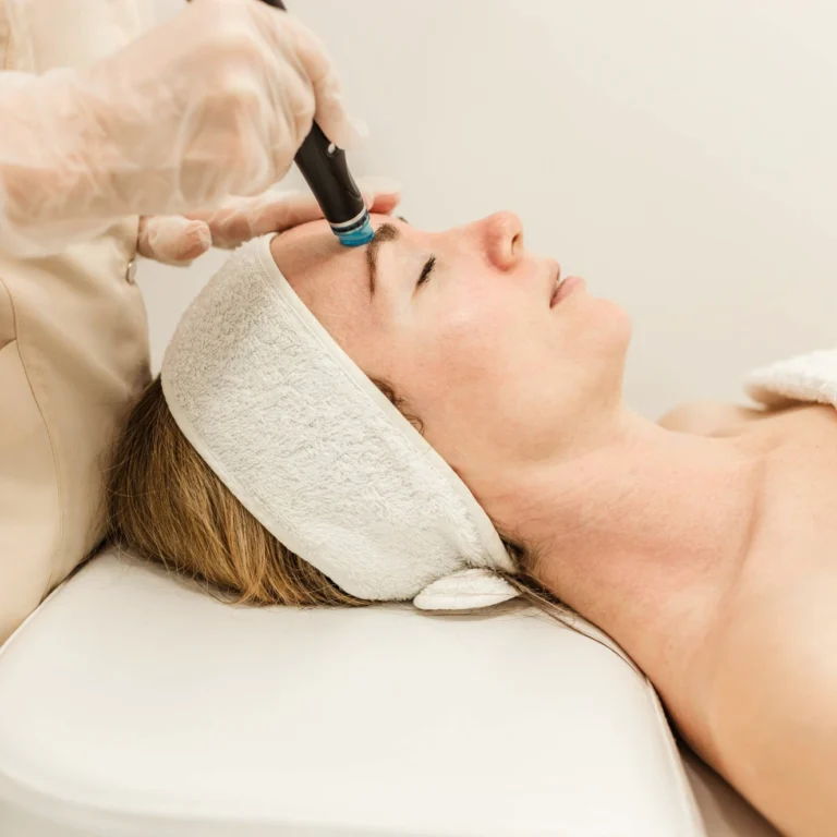 All you need to know about getting a HydraFacial in Newcastle